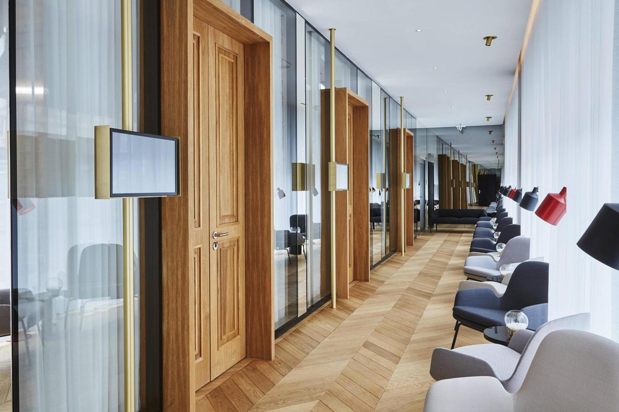 Roomers Munich, Autograph Collection Luaran gambar The interior of the hotel