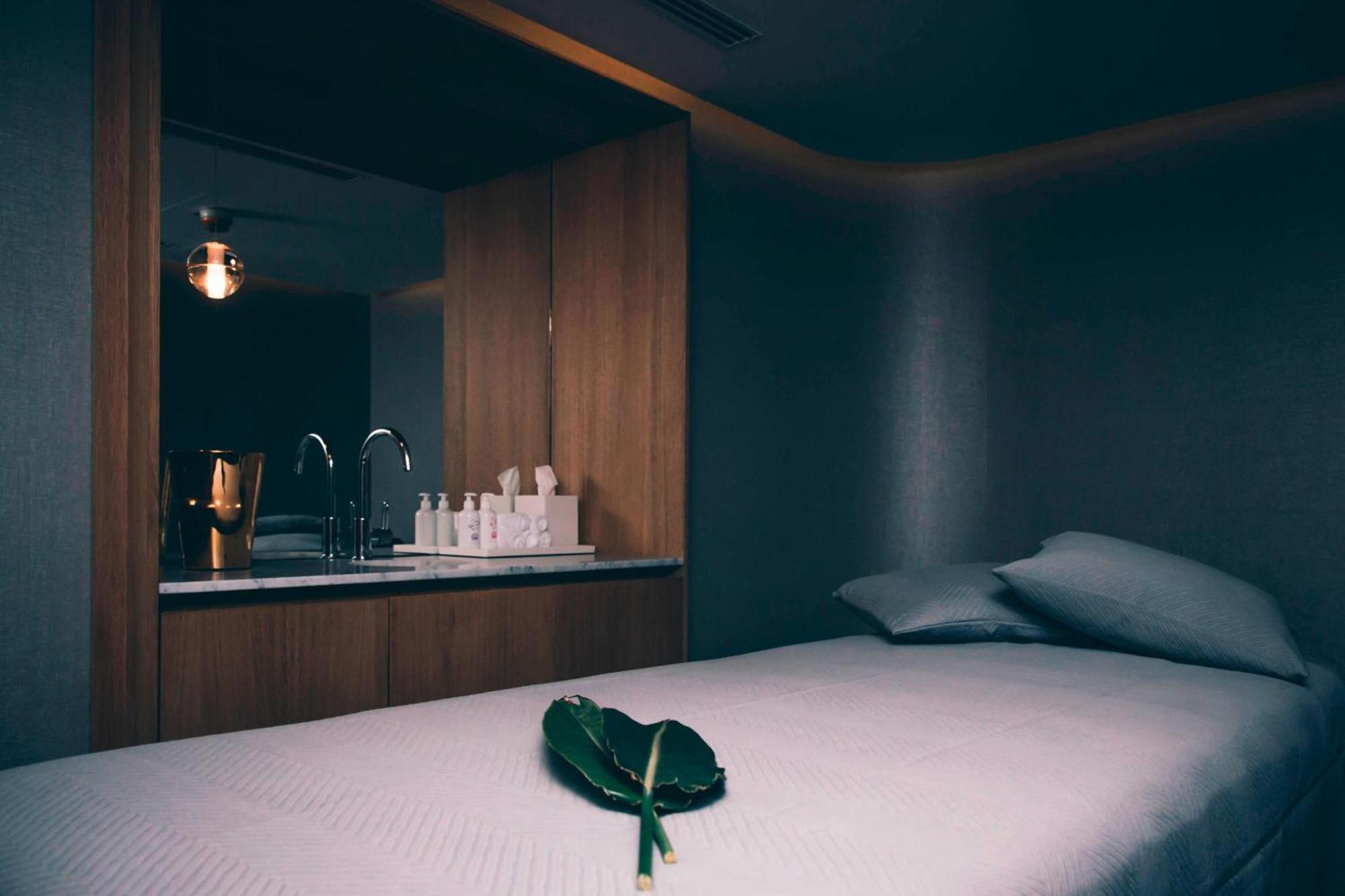 Roomers Munich, Autograph Collection Luaran gambar A treatment room at the spa