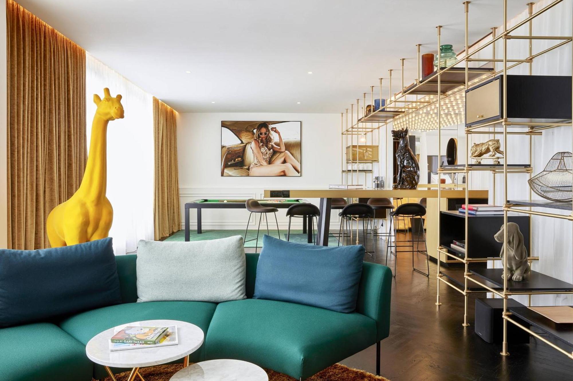 Roomers Munich, Autograph Collection Luaran gambar The interior of a suite at the Standard London