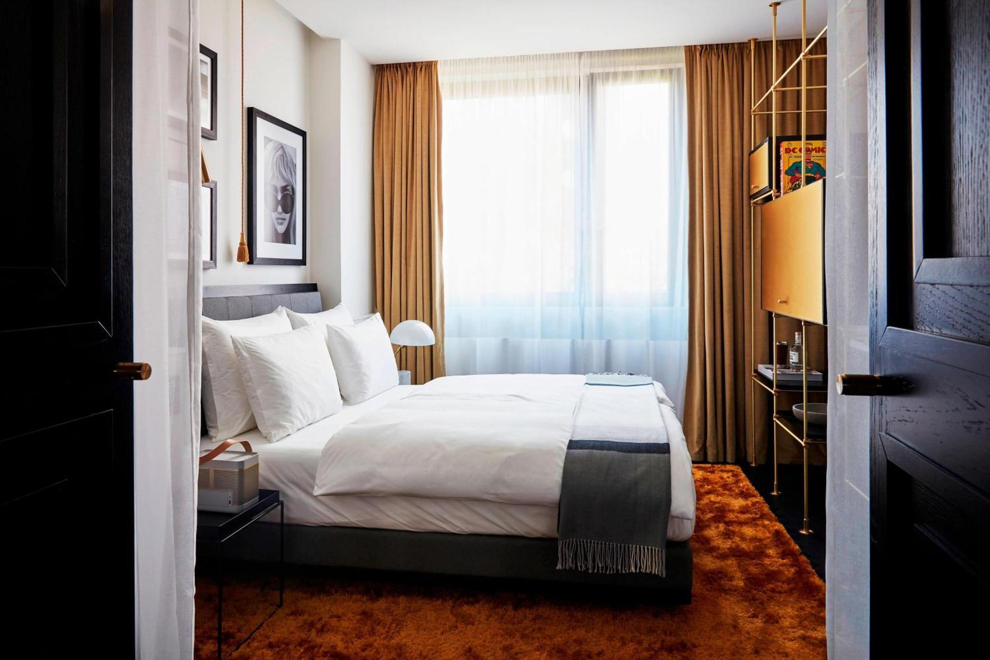 Roomers Munich, Autograph Collection Luaran gambar A room at the Hotel 57